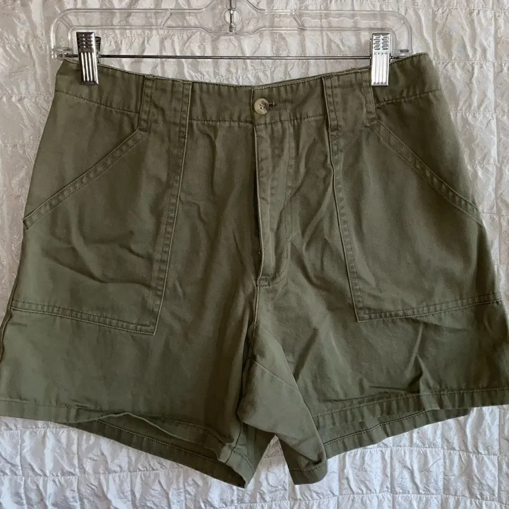 PERRY ELLIS Rafaella classic camp shorts